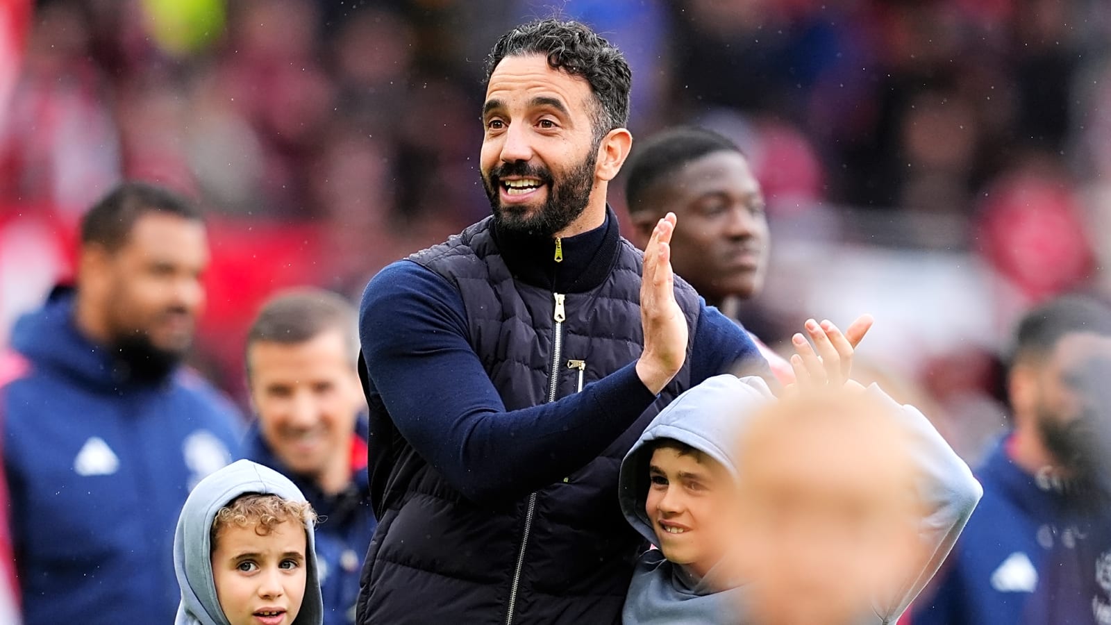 Manchester United 2025 Transfer Tracker: Latest Rumors & Done Deals