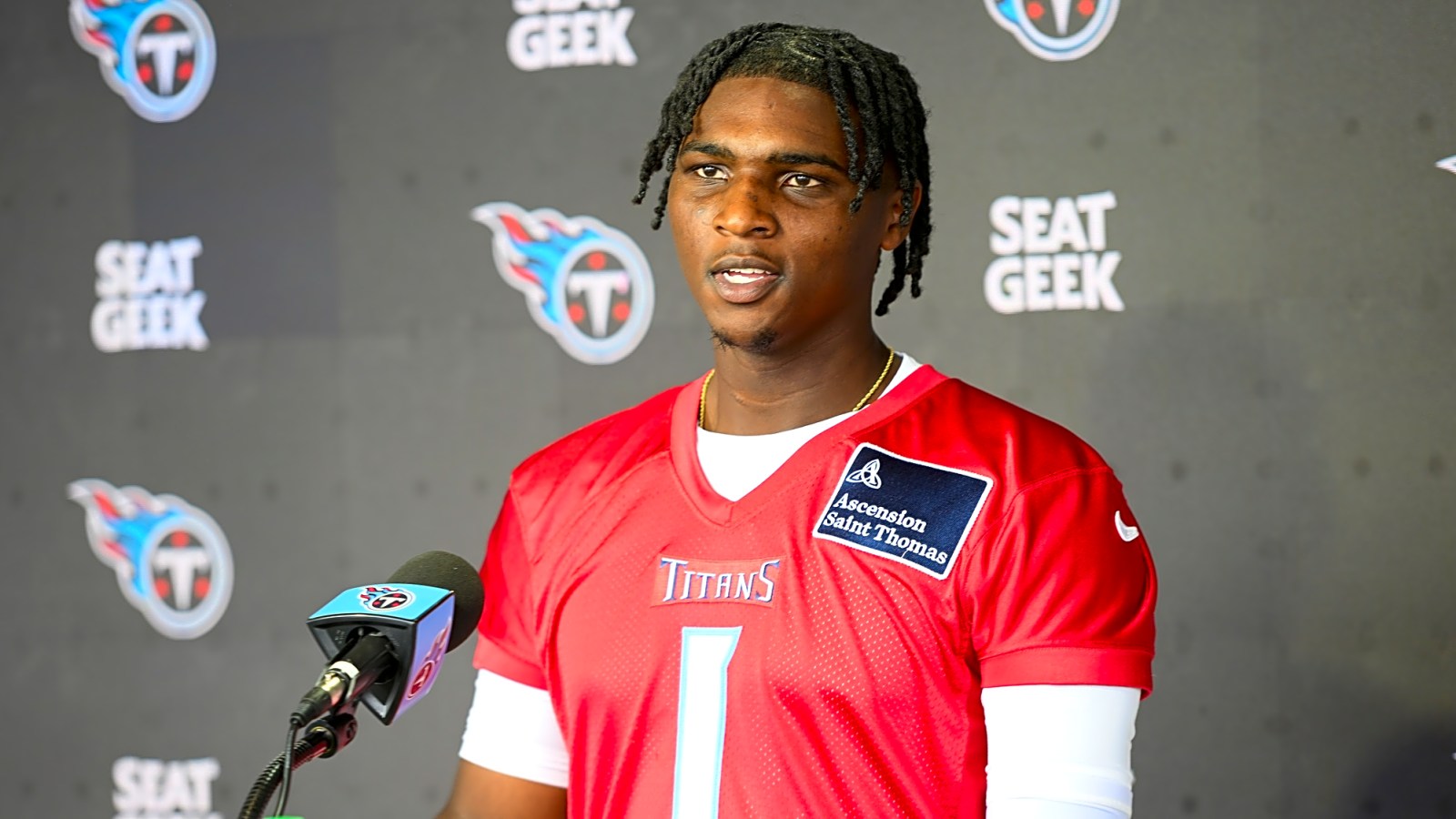 NFL Draft Number 1 Pick Cam Ward Outshines Veteran QB Russell Wilson With His Impressive Annual Salary of $12 Million
