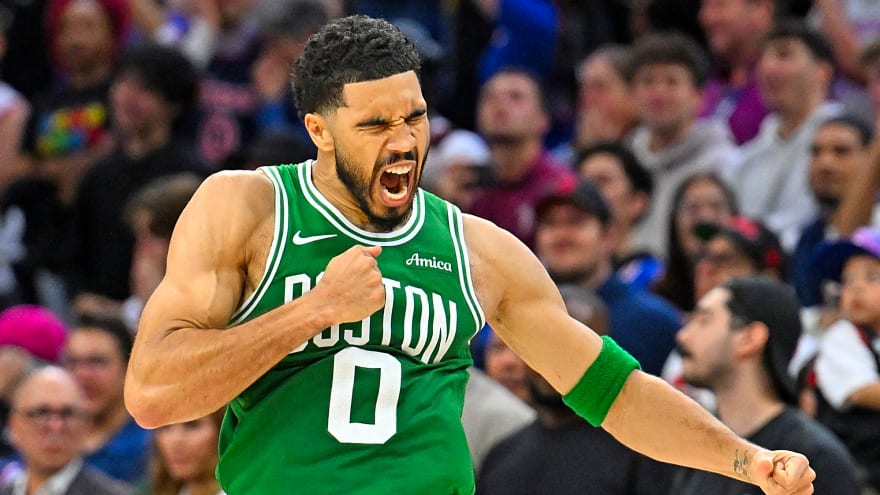 Watch: Celtics take 2-1 lead over Sixers with clutch shooting