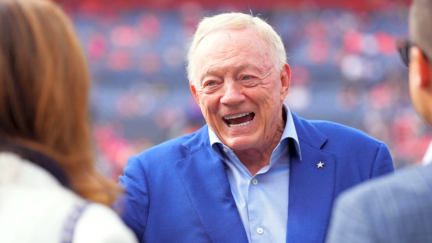 Jerry Jones seems to make big statement about trade-deadline rumors