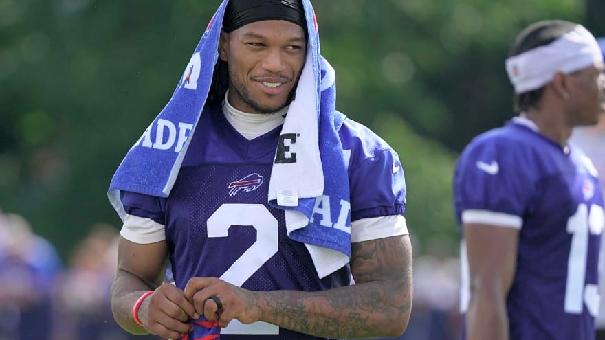Bills Receive Worrisome DJ Moore Update After End-Zone Play