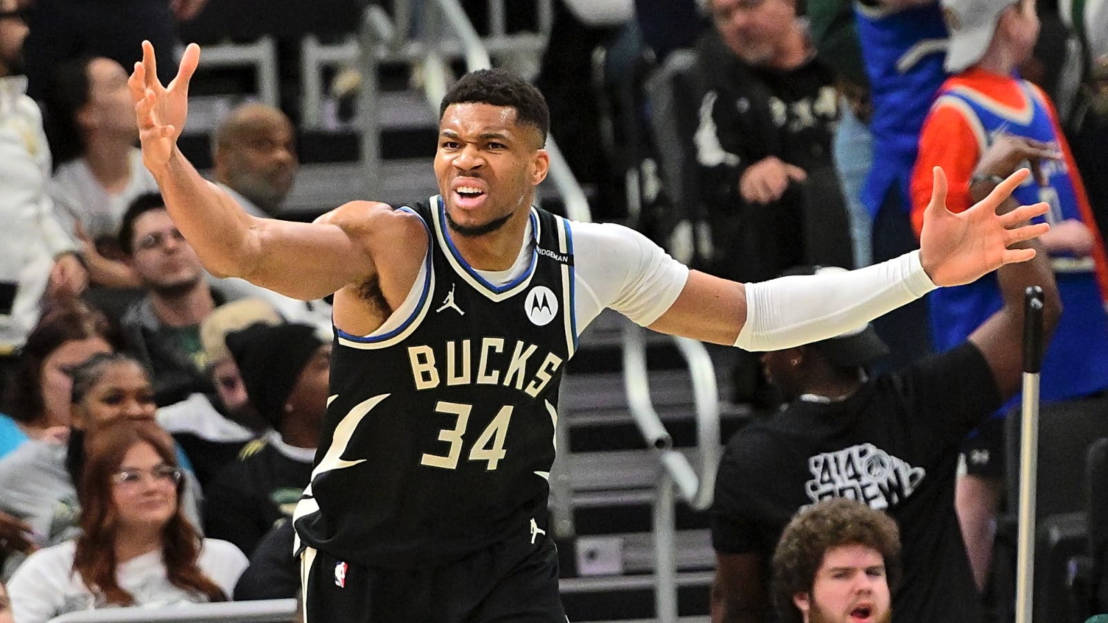 Milwaukee Bucks: Giannis Antetokounmpo Sets New Franchise Record in 125-119 Win Over Pistons