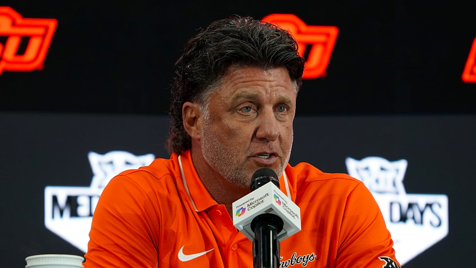 Mike Gundy had perfect reaction to his look in new video game