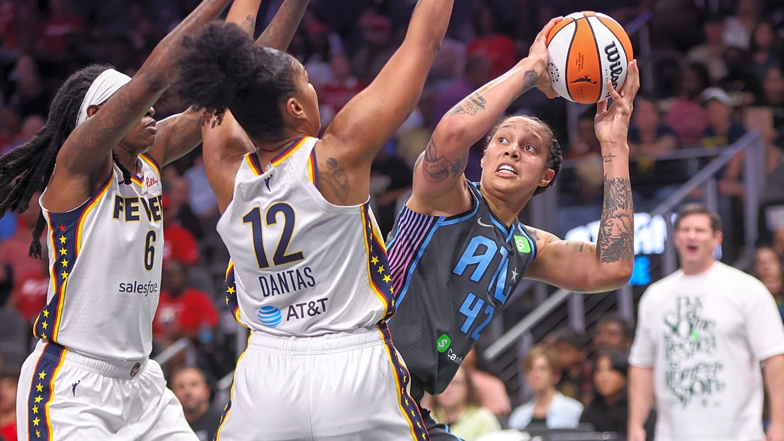 Brittney Griner interrupts halftime interview to confront officials