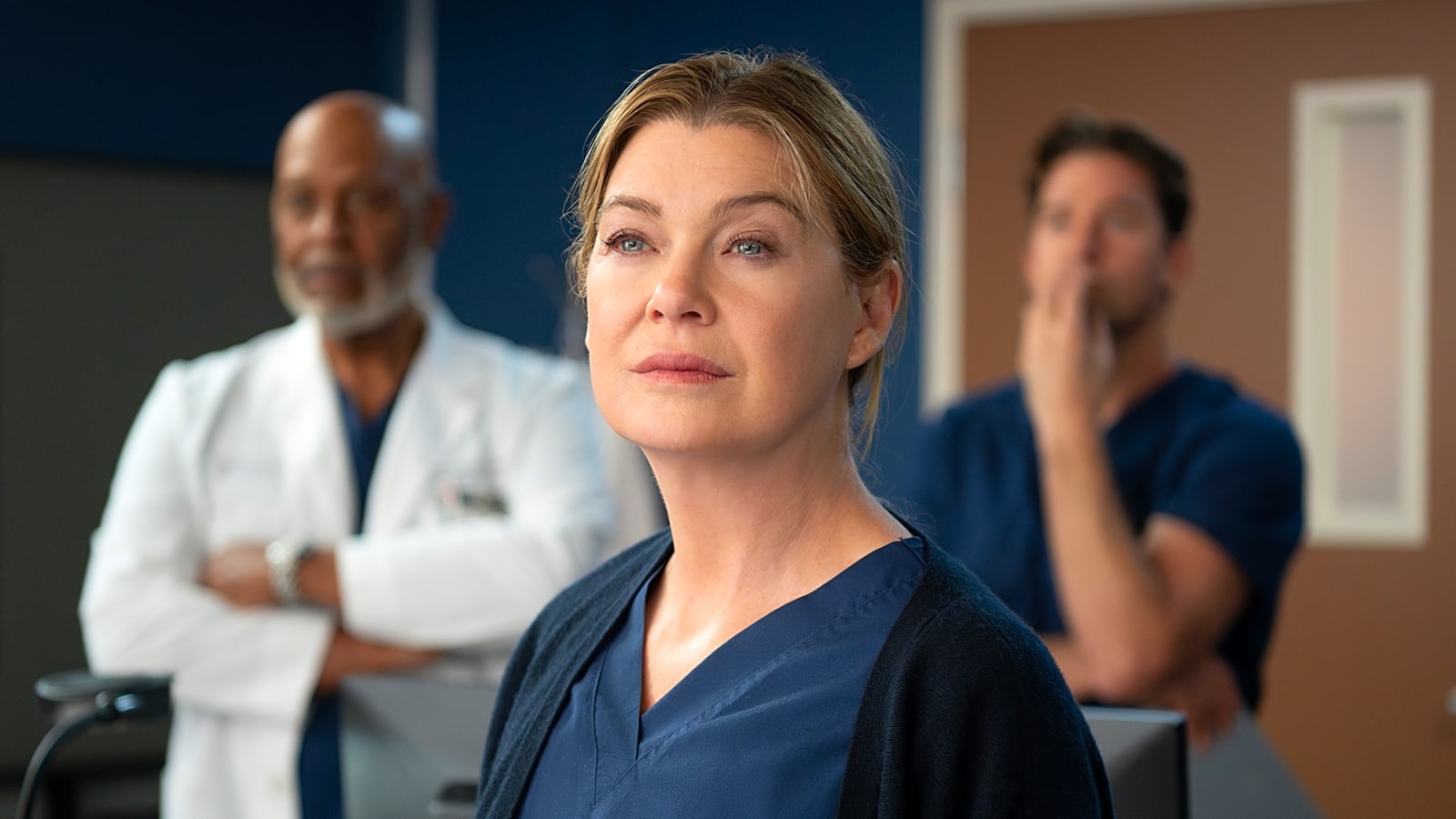‘Grey’s Anatomy’ showrunner reflects on who is in danger after that season 21 cliffhanger