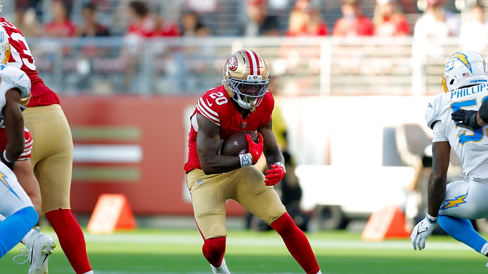 Dolphins Signing RB Jeff Wilson To PS