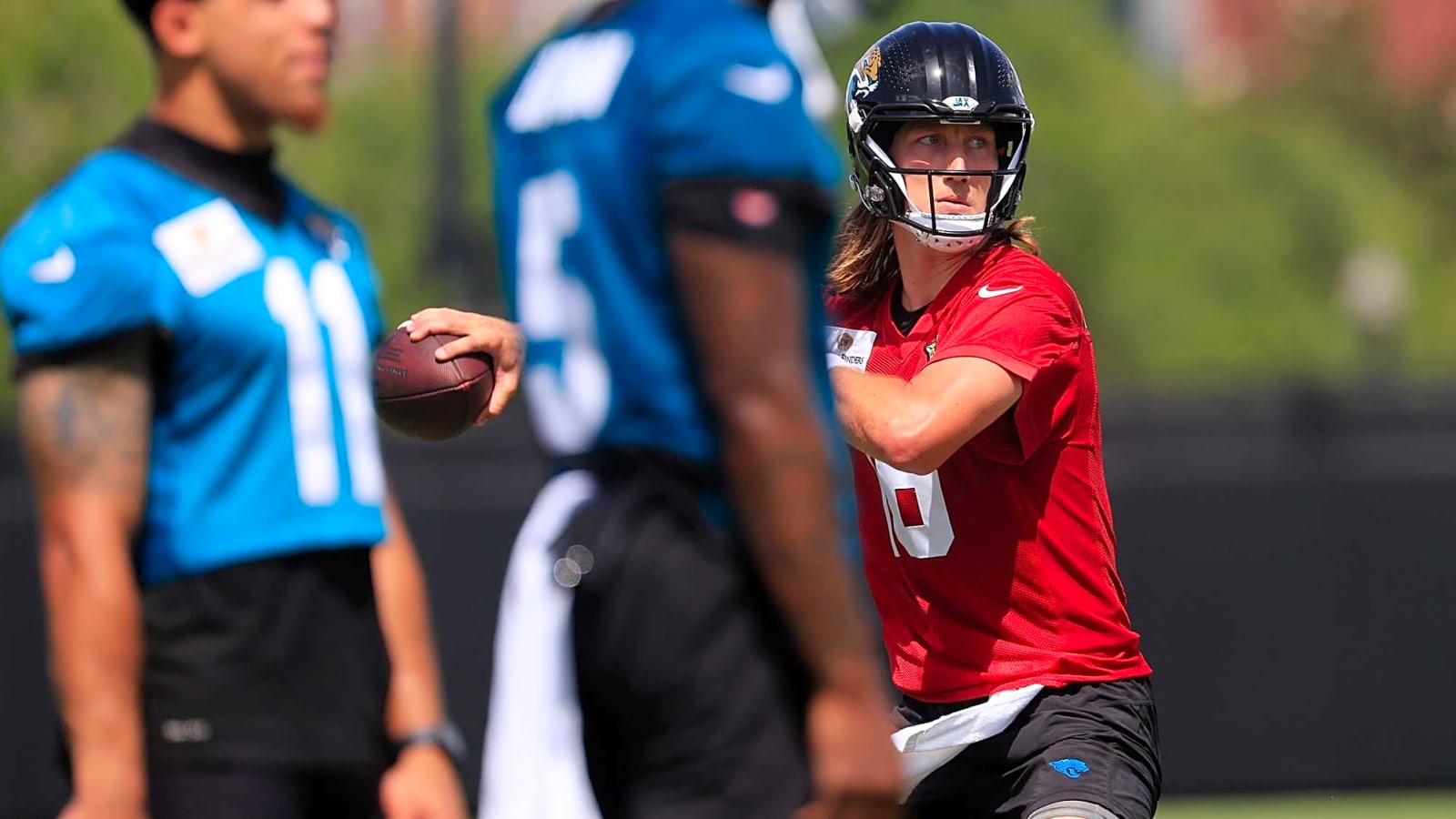 Jacksonville Jaguars Trevor Lawrence, Detroit Lions DJ Reader Expected to Have Big Years