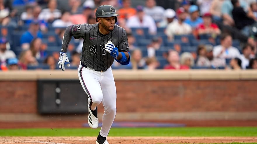 Braves, Jose Azocar Agree To Minor League Deal