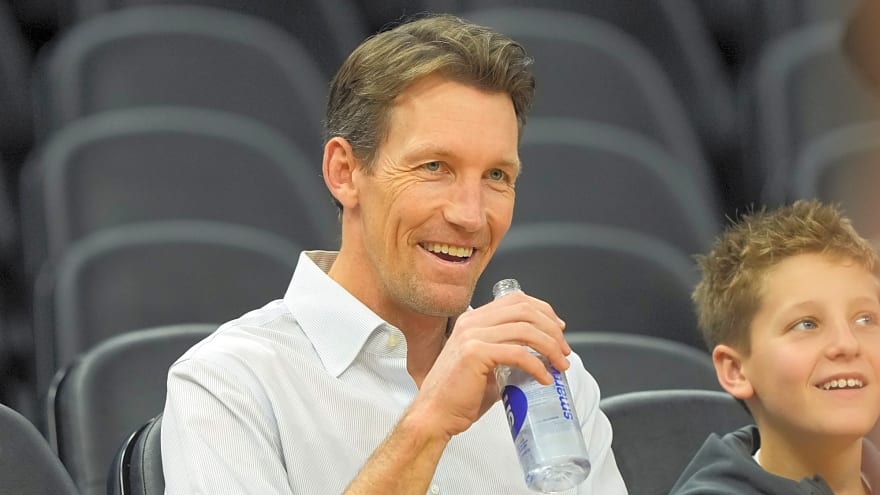 Warriors GM Mike Dunleavy Jr. reflects on Giannis possibility, team injuries