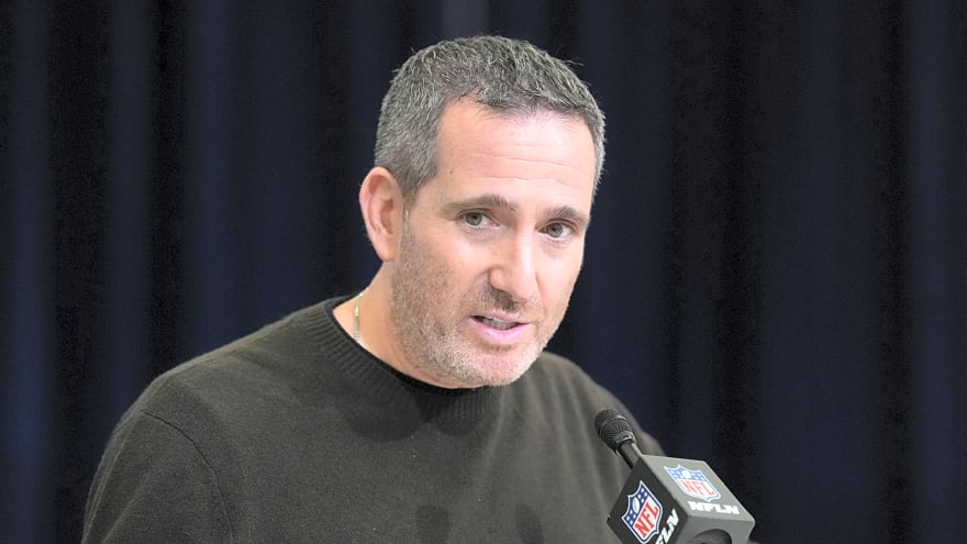 Howie Roseman takes unexpected risk in latest mock draft that would immediately improve Eagles’ Super Bowl chances in 2026