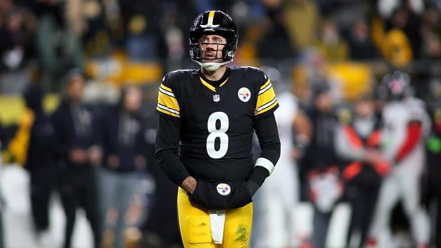 Report: Steelers Have Officially Given Aaron Rodgers A Timeline And An Ultimatum