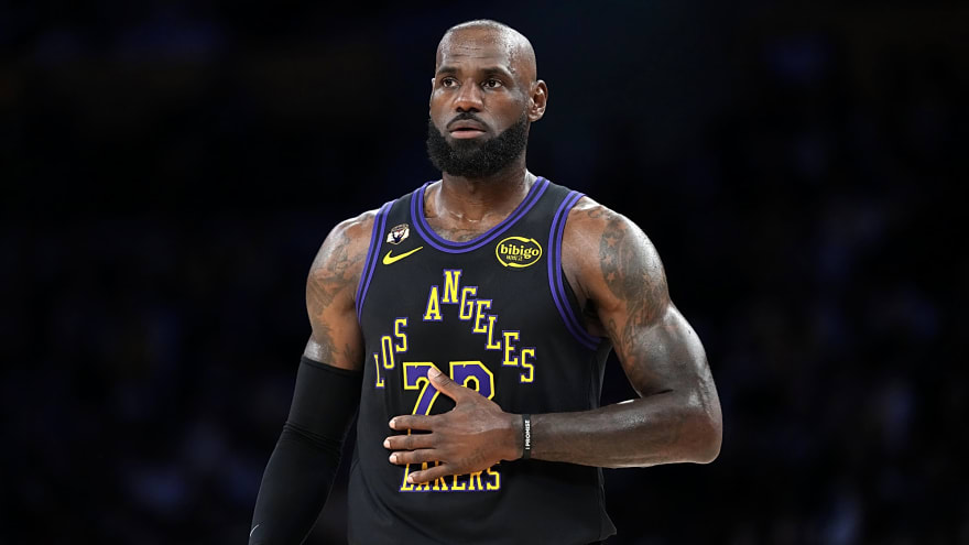 Lakers Announce LeBron James Injury Update for Timberwolves Game