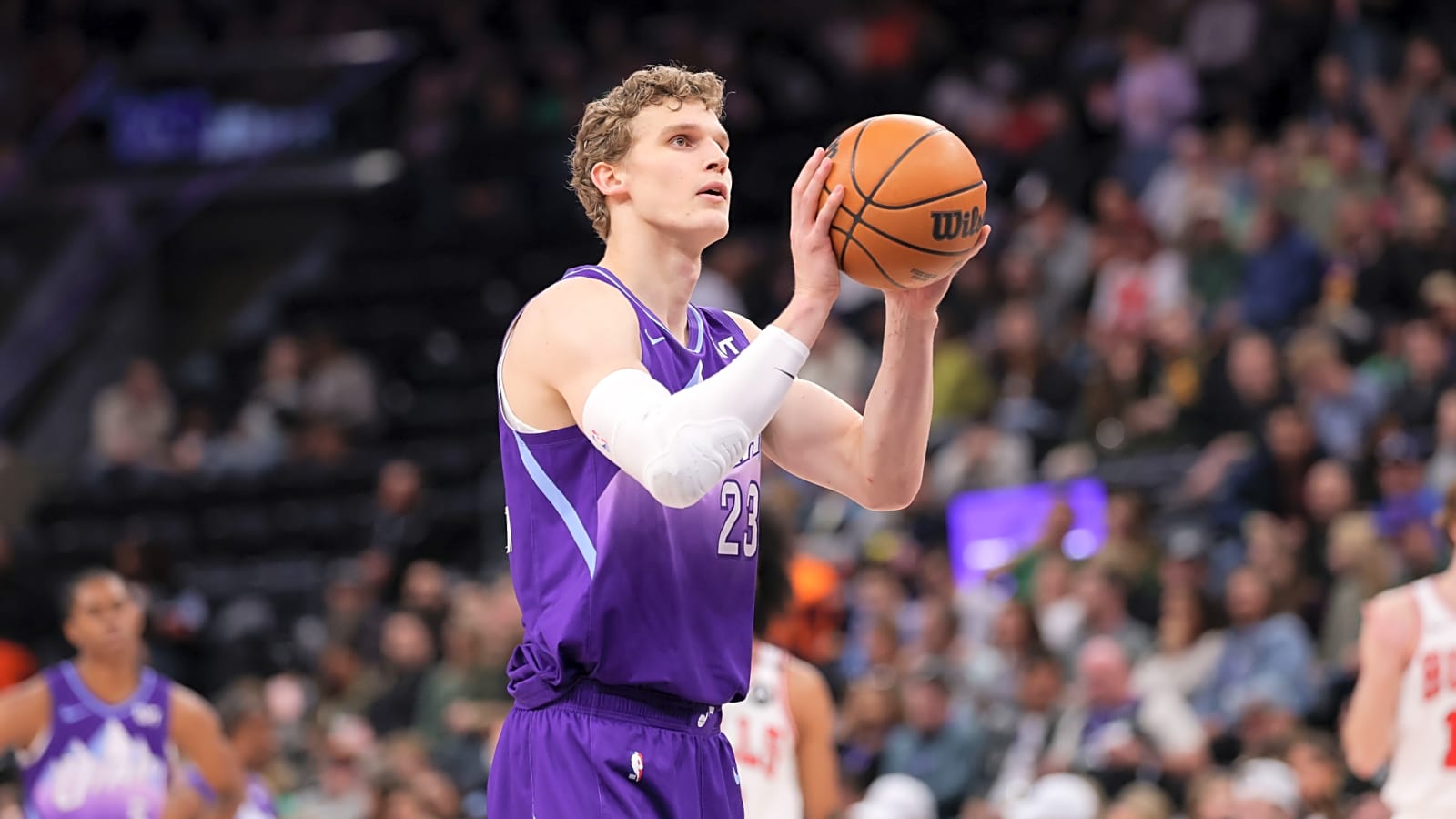 Report: Jazz ‘Willing To Hear’ Trade Offers For Walker Kessler, Lauri Markkanen