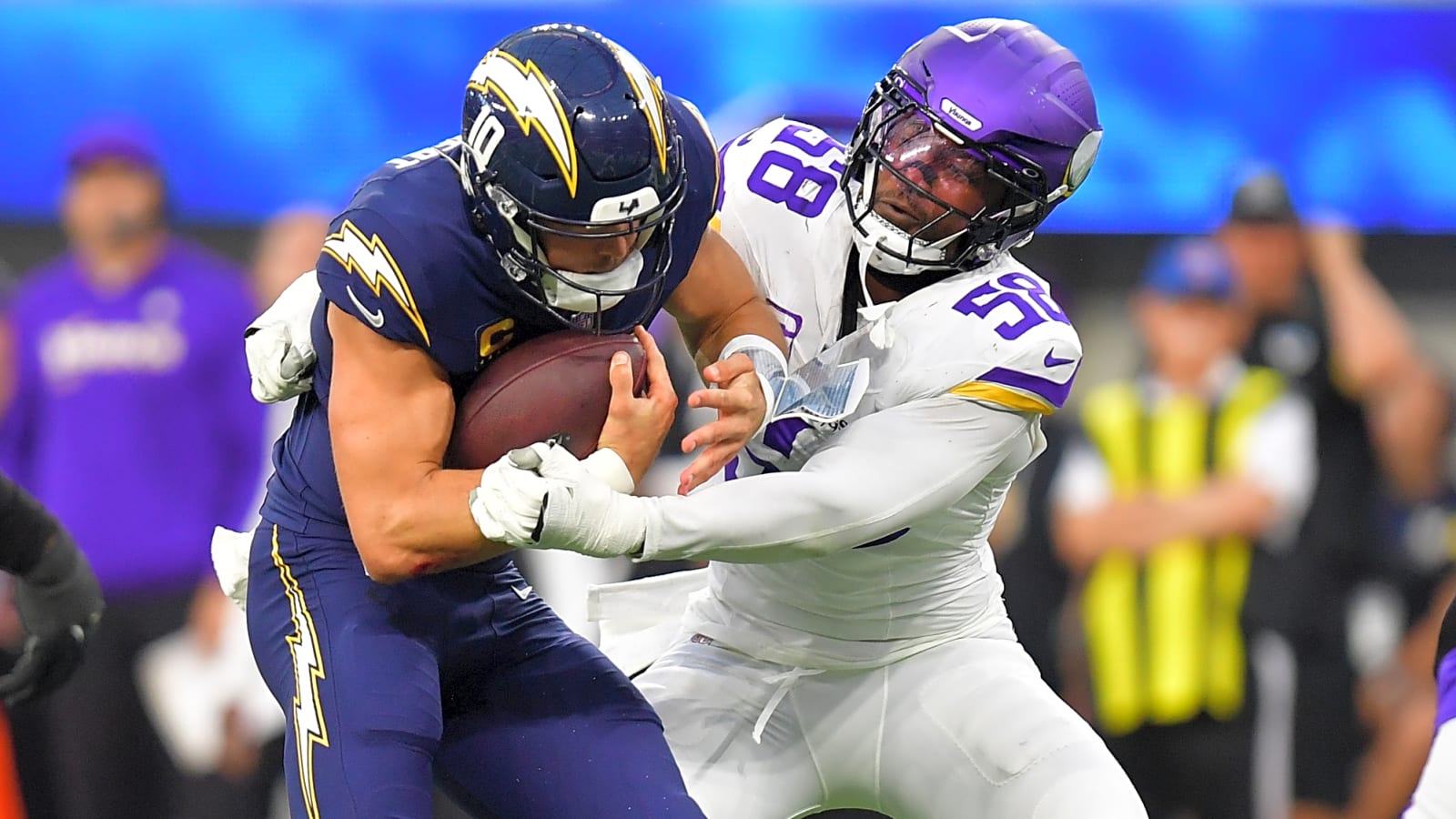  Vikings Trading EDGE Jonathan Greenard To Eagles