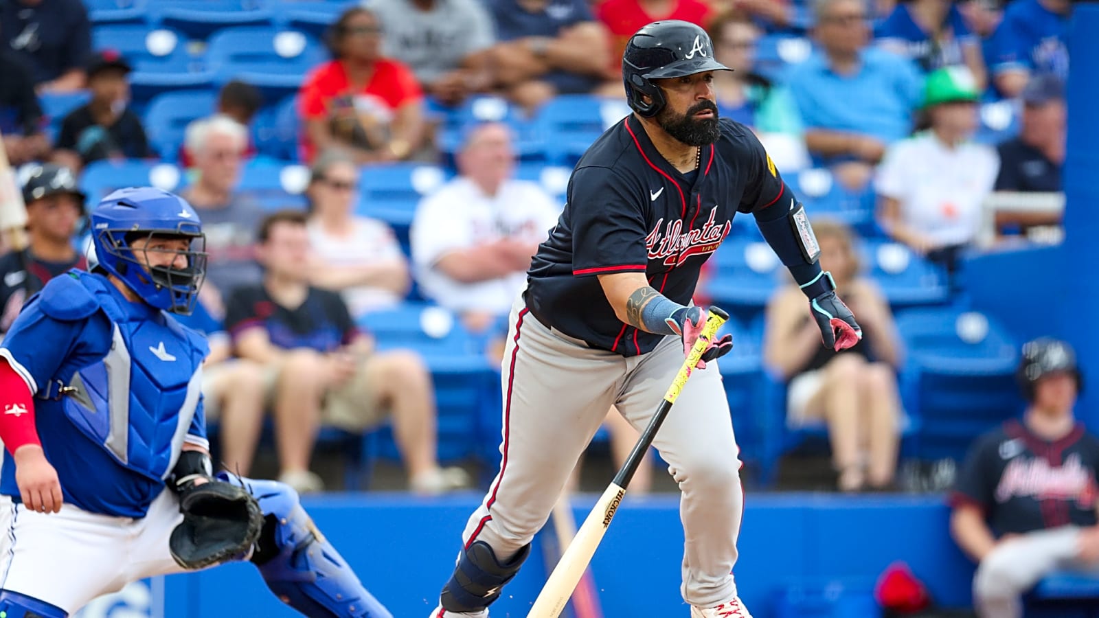 Braves make interesting roster move ahead of trade deadline