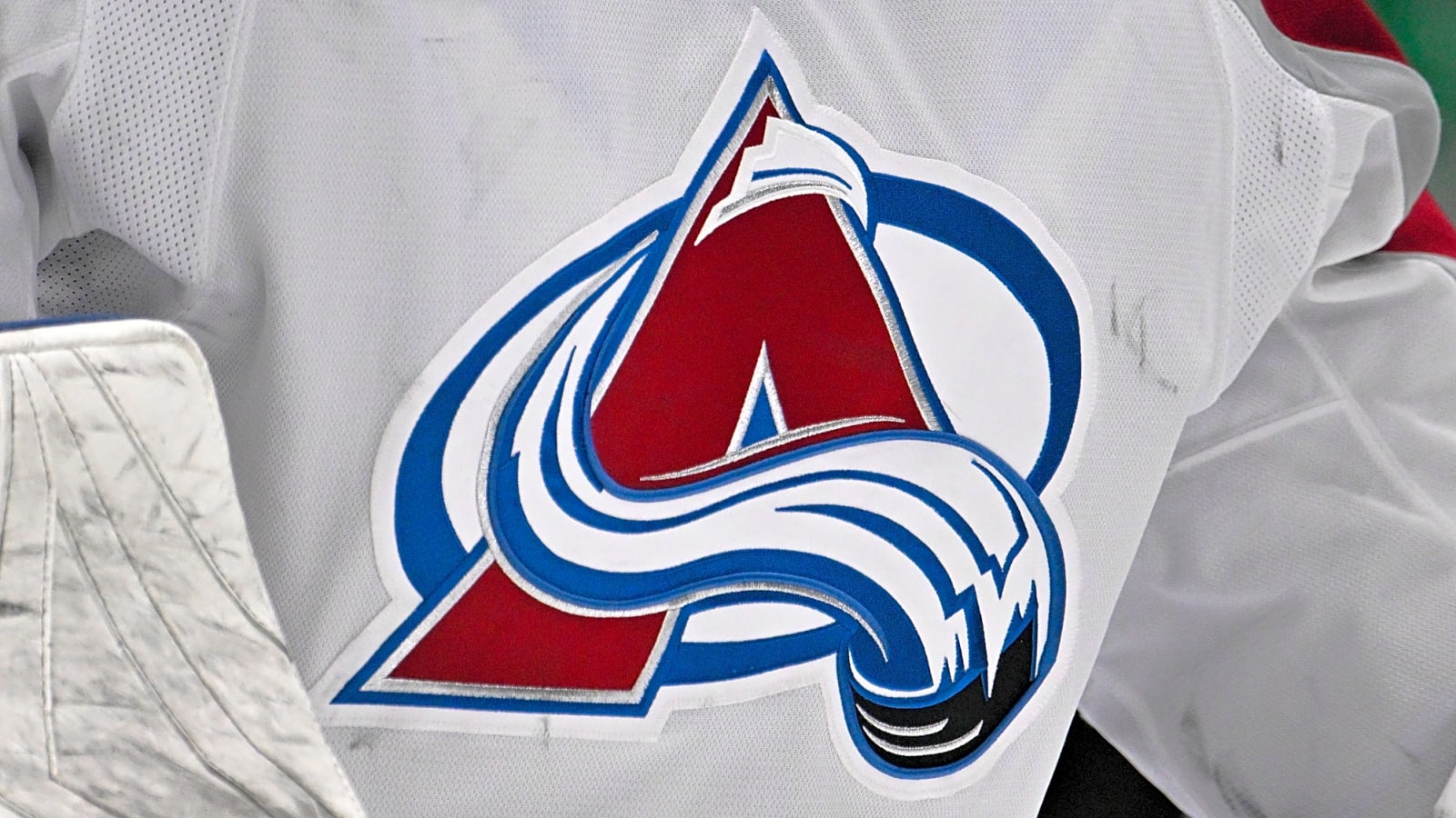 Avalanche unveils first images of Nordiques uniform