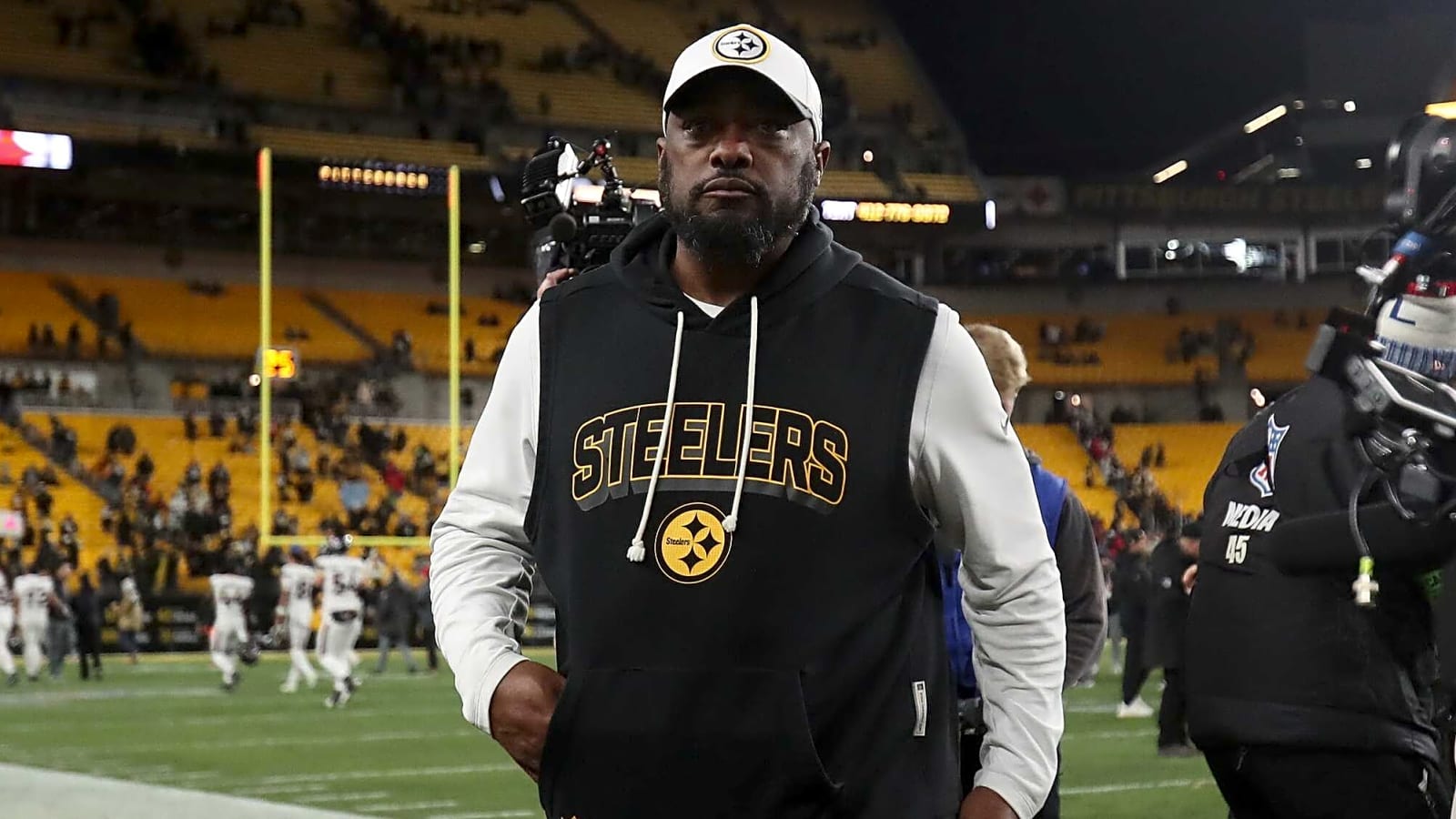 Le'Veon Bell Takes Issue With Mike Tomlin's Minecraft Play