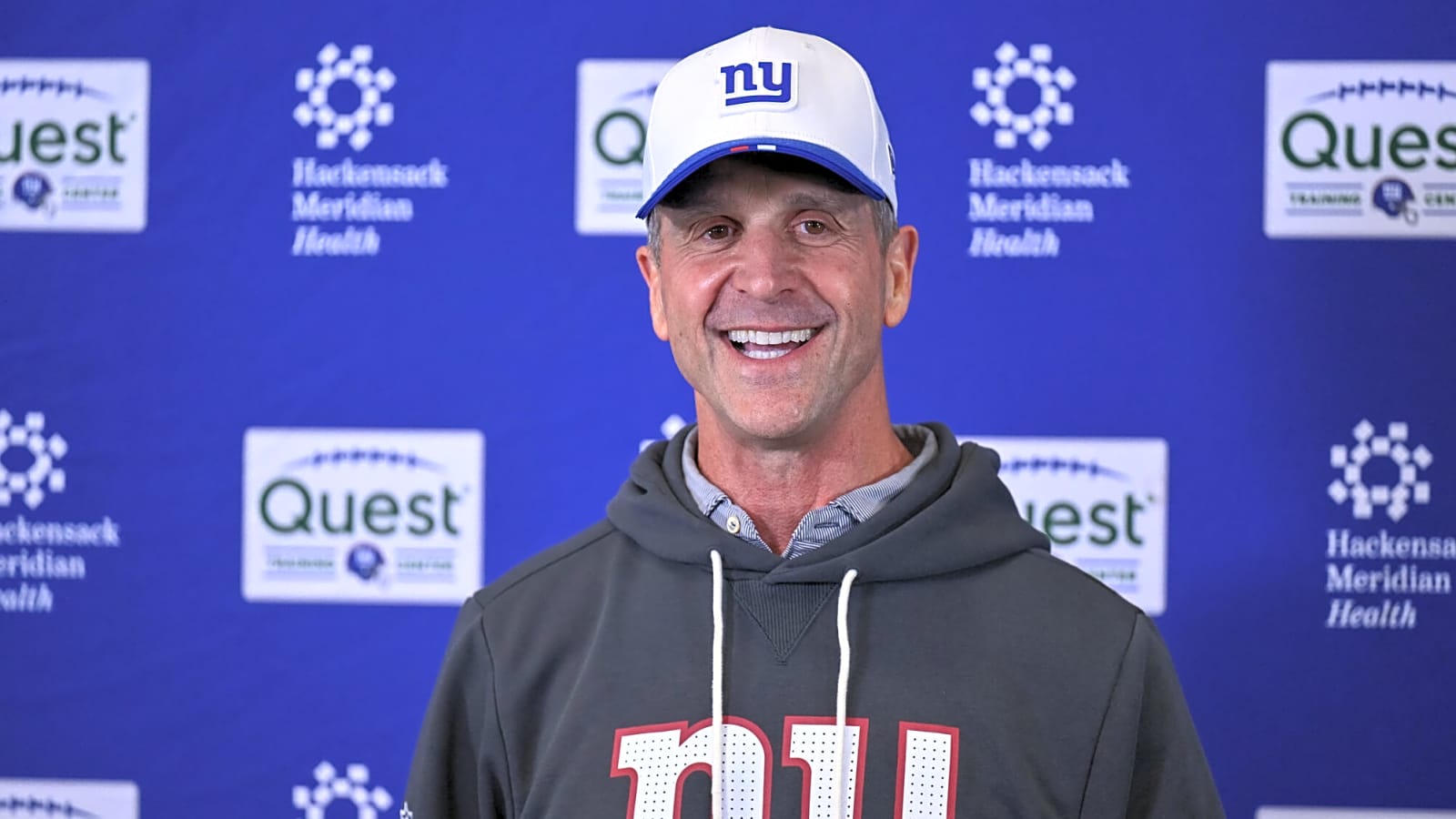 Harbaugh details how Giants approached the Carter-Dart-Trump controversy