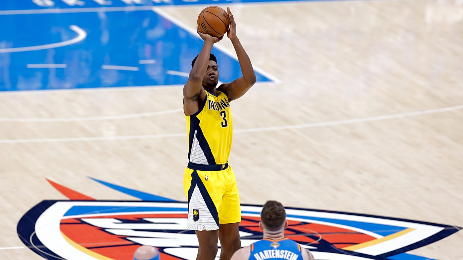 Cavs, Thomas Bryant agree to one-year deal