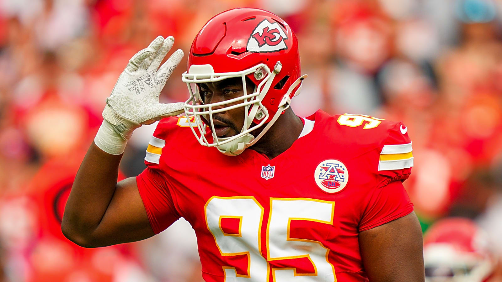 Chris Jones had no interest in a jersey swap with Russell Wilson