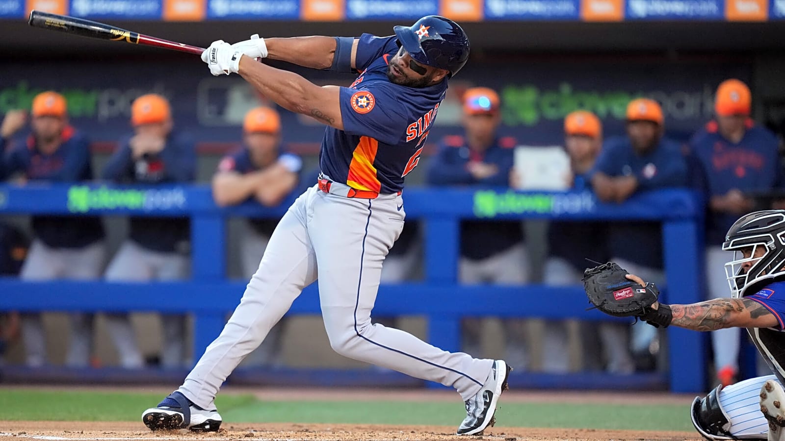 Former Milwaukee Brewers 1B Re-Signs with Houston Astros