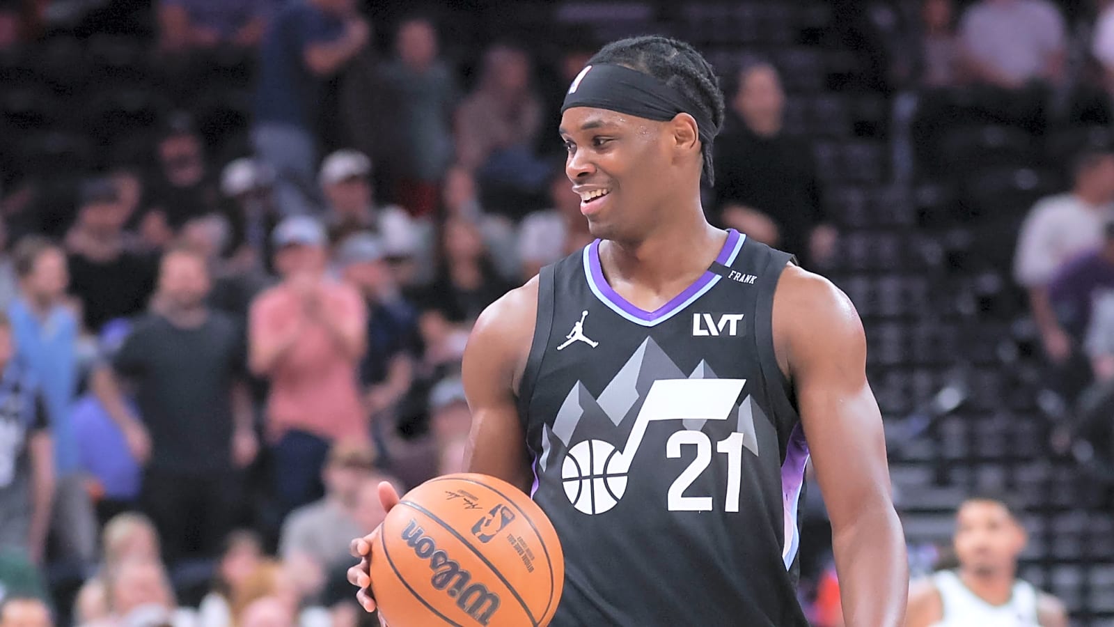 Jazz Sign Bez Mbeng To Second 10-Day Contract