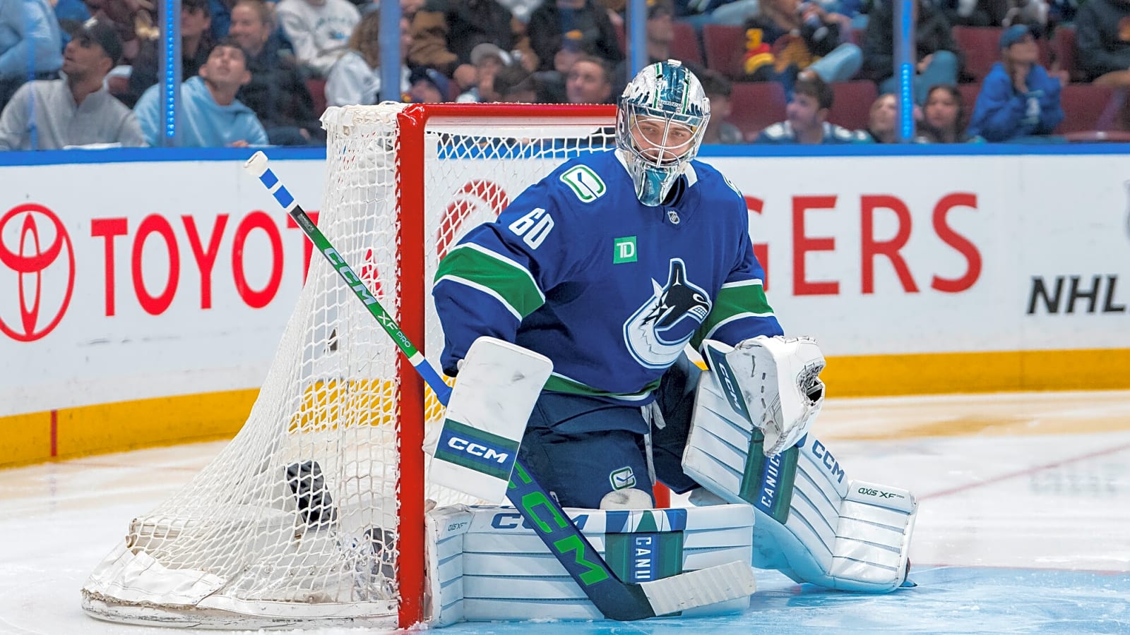 Vancouver Canucks Sign Goaltender and Defenseman to New Contracts