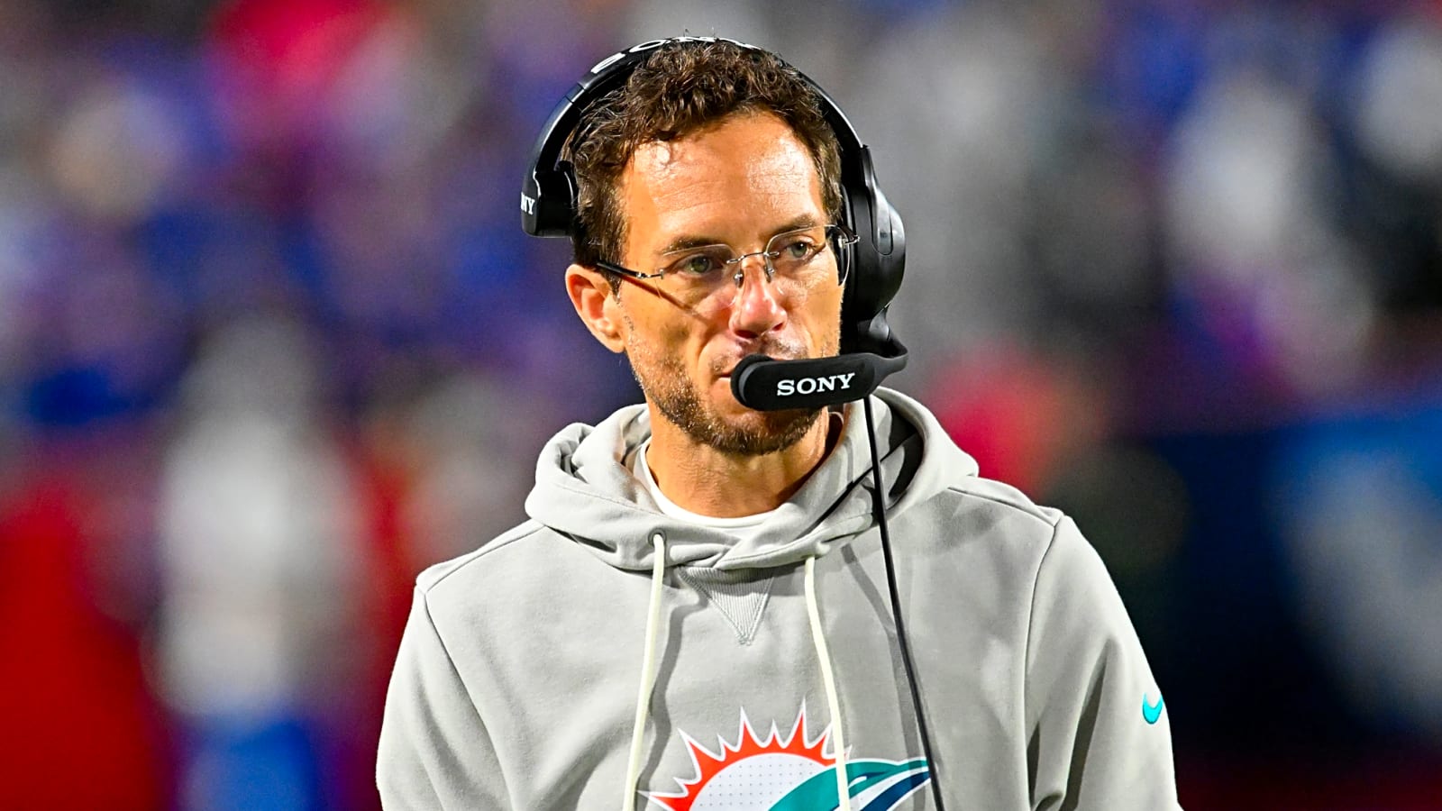 AFC Notes: Mike McDaniel, Rhamondre Stevenson, Dolphins, Jets, Patriots