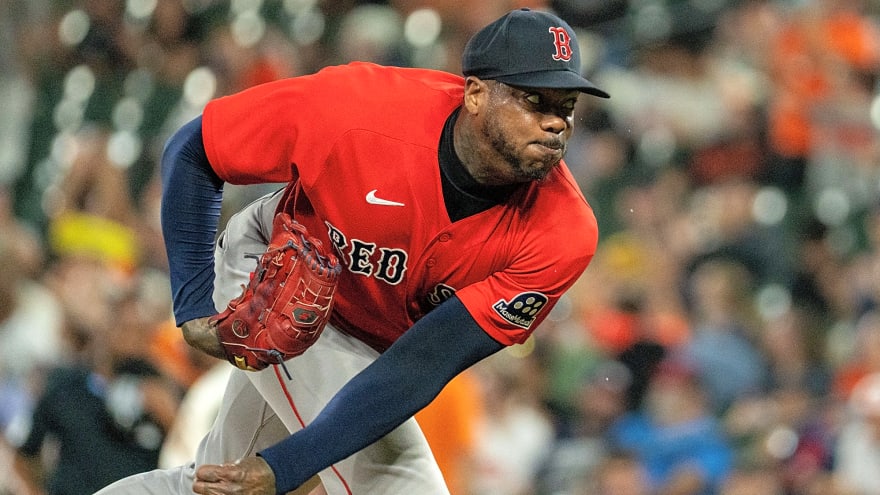 It’s Time to Put Some Respect on Aroldis Chapman’s Name After Historic 400th Save