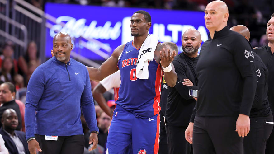 Jalen Duren gets ejected for elbowing Amen Thompson in the head
