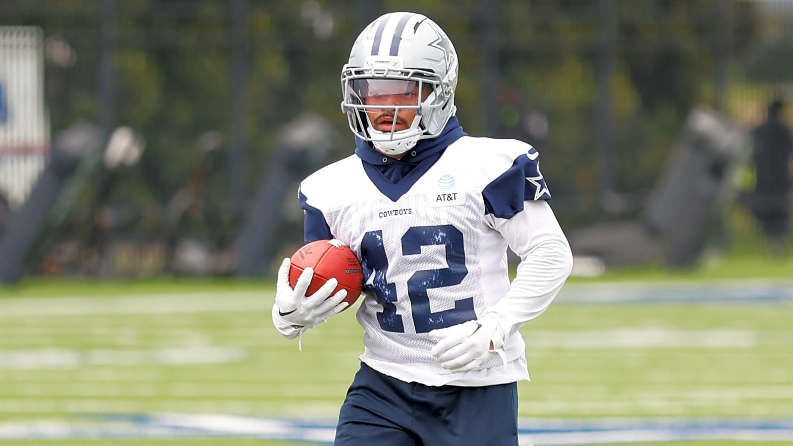 Deuce Cut Loose in Cowboys Roster Projection