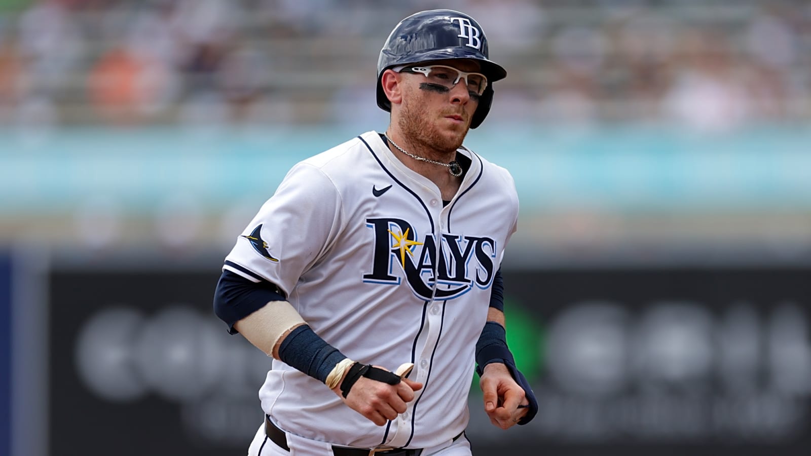 Brewers Trade for Catcher Danny Jansen in Deal With Rays
