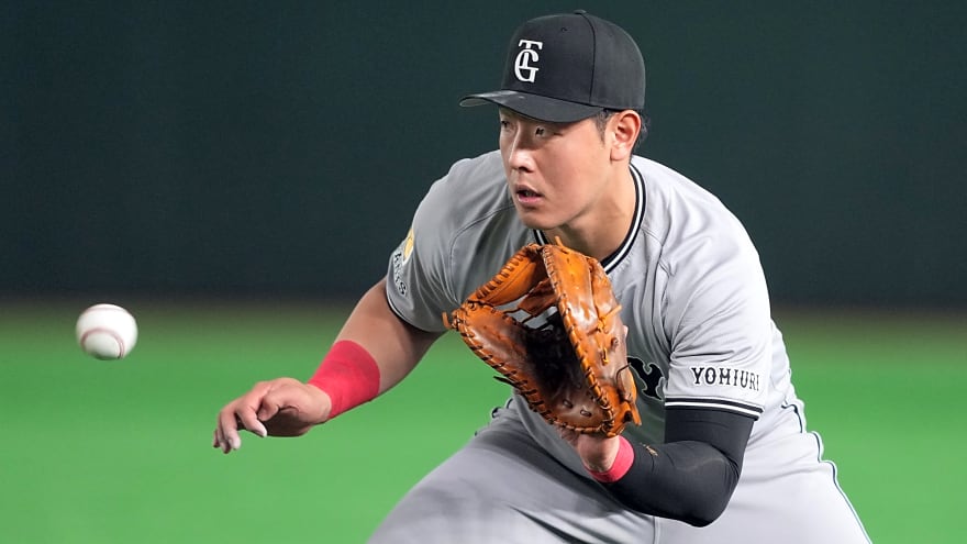 Three inexpensive infielders the Yankees should strongly consider