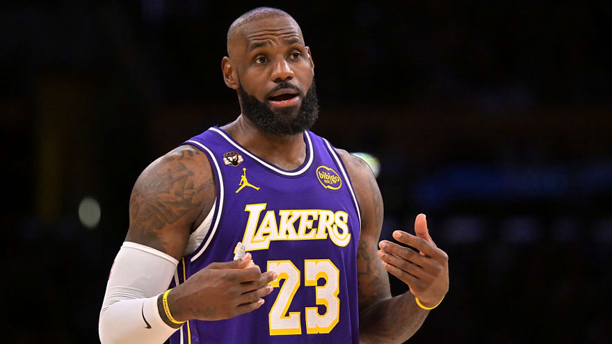 Ex-Teammate Drops Intel on LeBron James’ Cavs Return Plans With $150M Star’s Future In Jeopardy