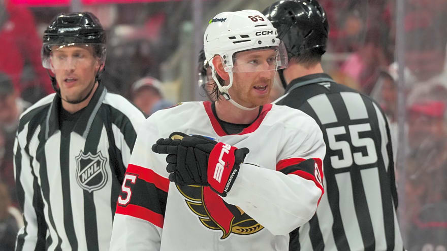 Senators’ Jake Sanderson Exits With Injury