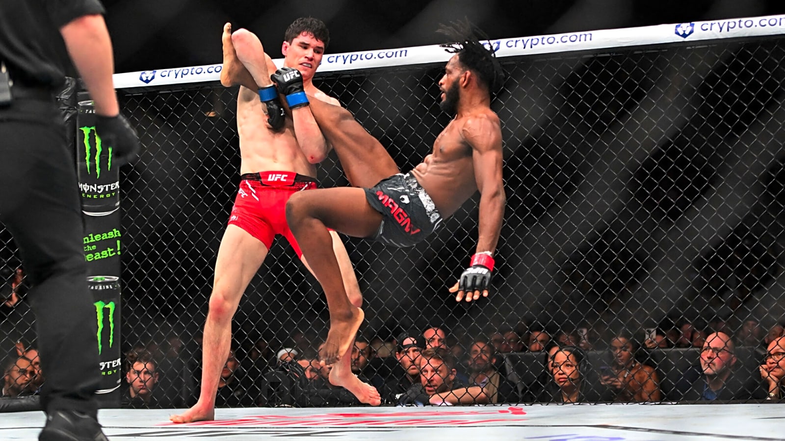 Magny Joins Oliveira In Rare UFC Wins Company