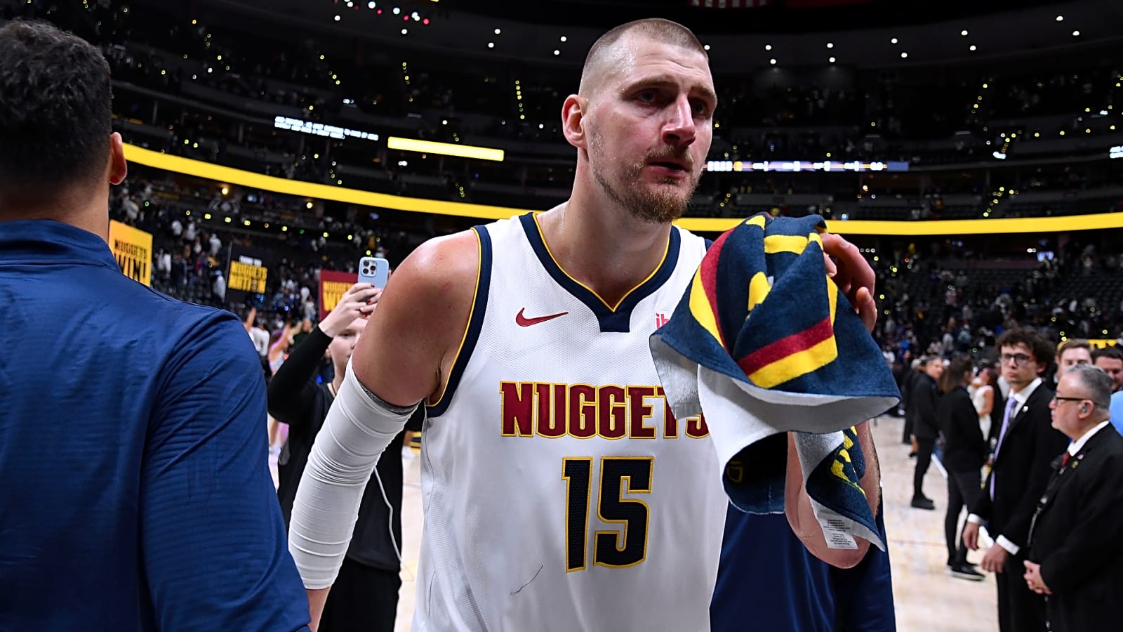Nuggets duo Nikola Jokic and Jamal Murray equal iconic Jordan and Pippen record
