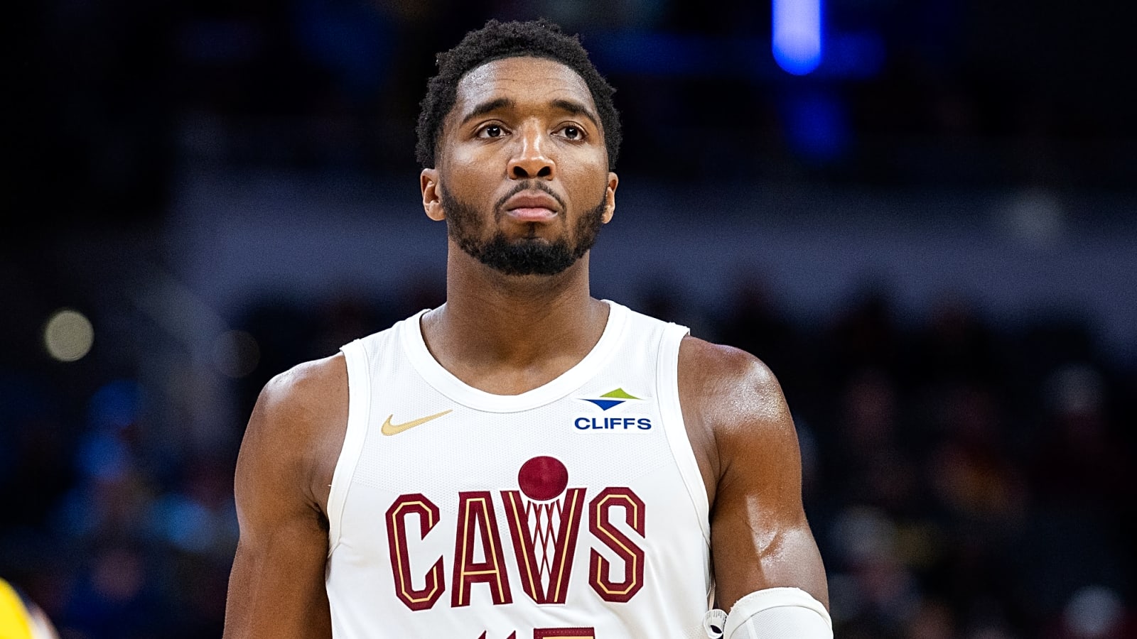 Cavaliers knock off Pacers 135-119