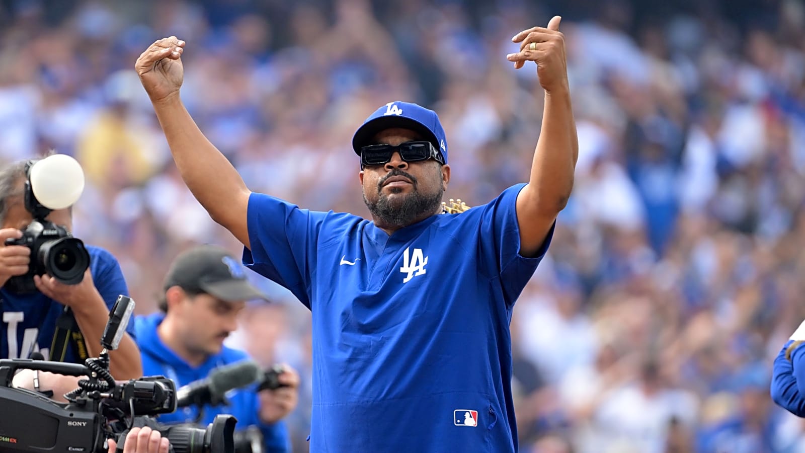 'This Is My Favorite Team'—Rap Icon Ice Cube on Raiders Fandom