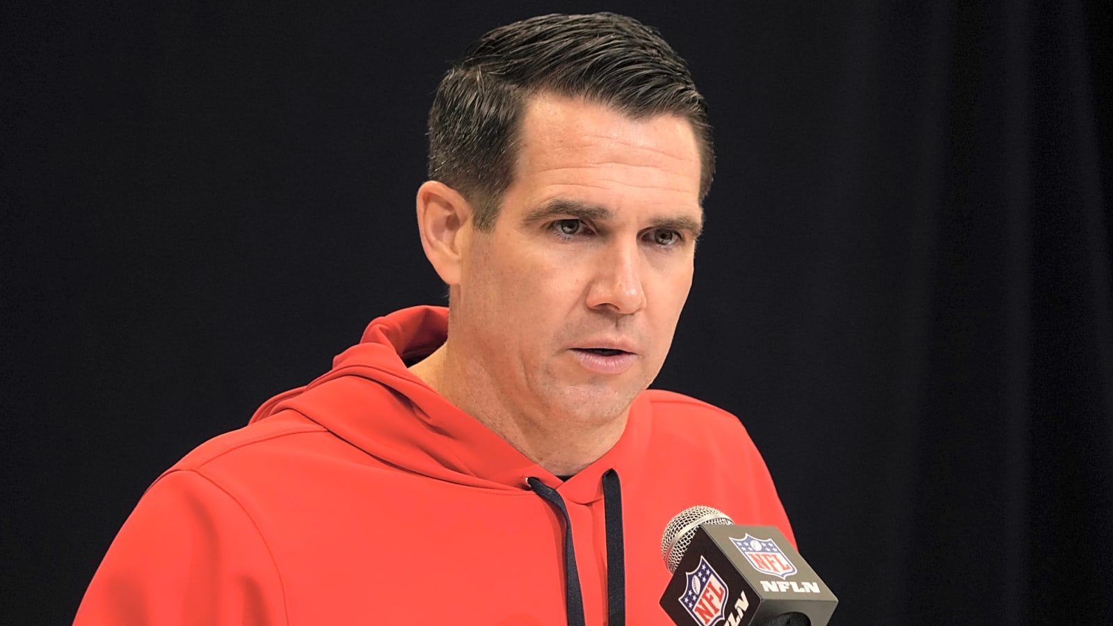 Giants appear to be setting stage for unexpected draft move