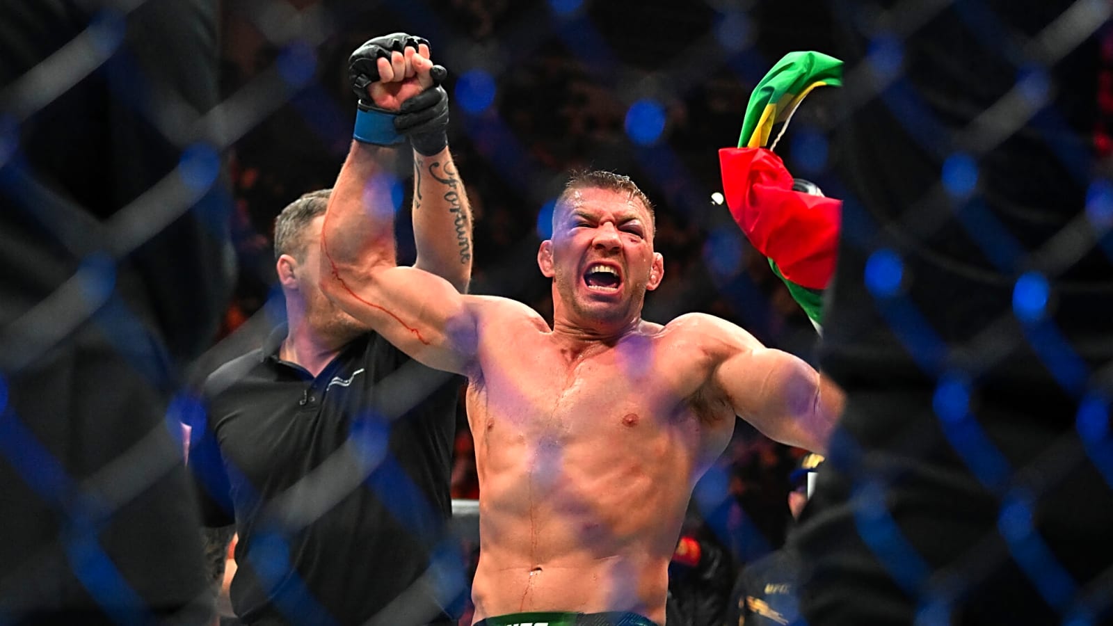 Dricus Du Plessis vs. Khamzat Chimaev headlines UFC 319