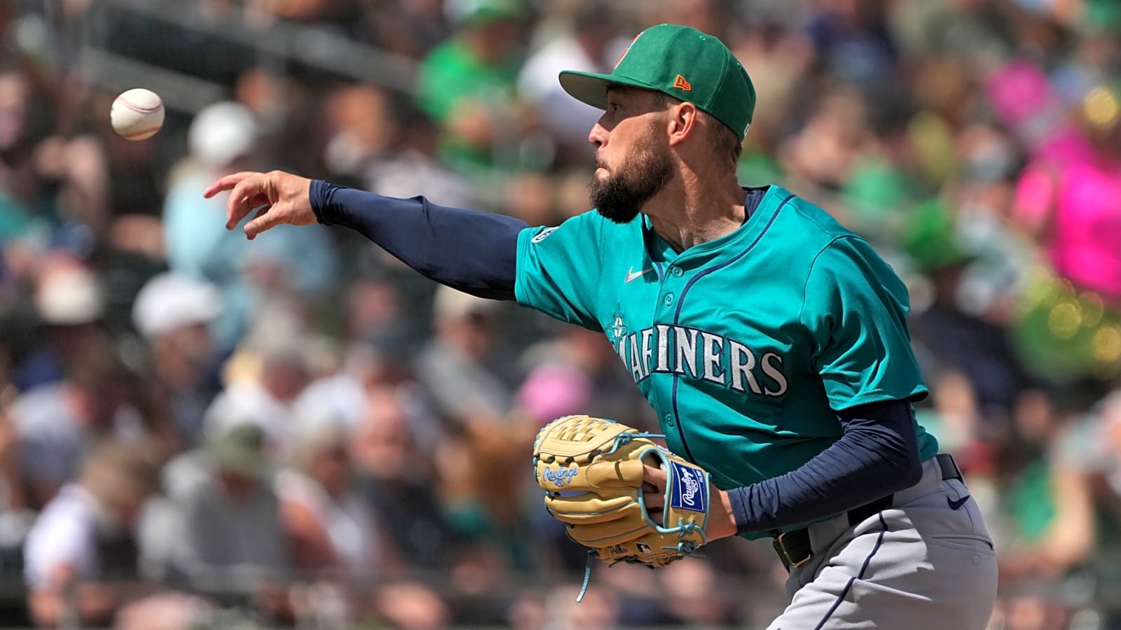 Mariners designate Casey Lawrence for assignment