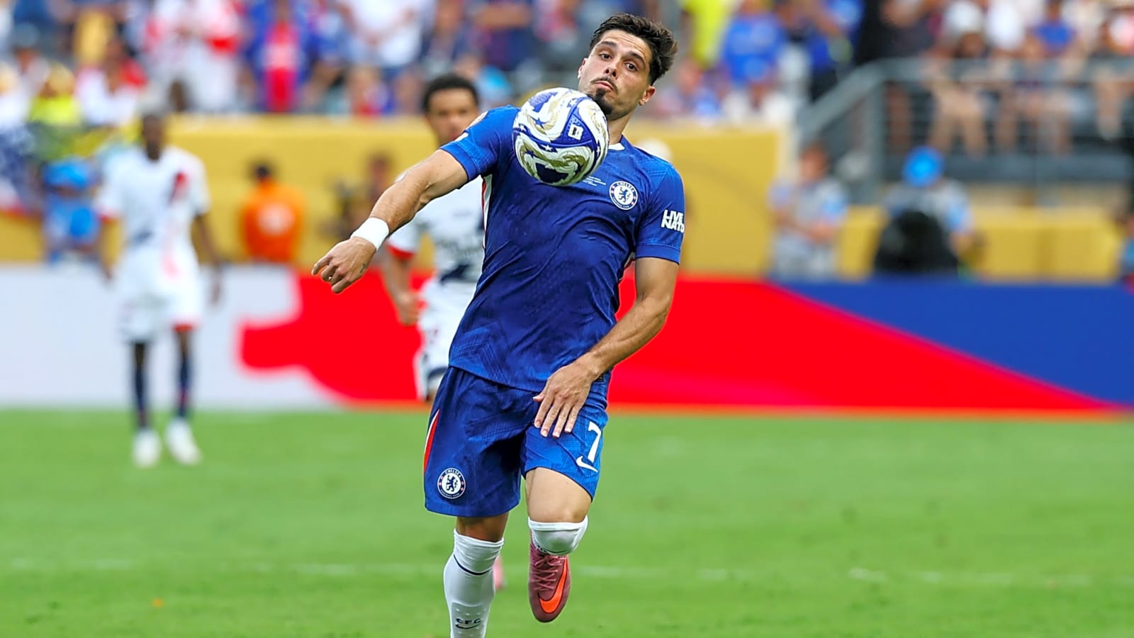 Pedro Neto’s fatal flaw will lead him out of Chelsea for good