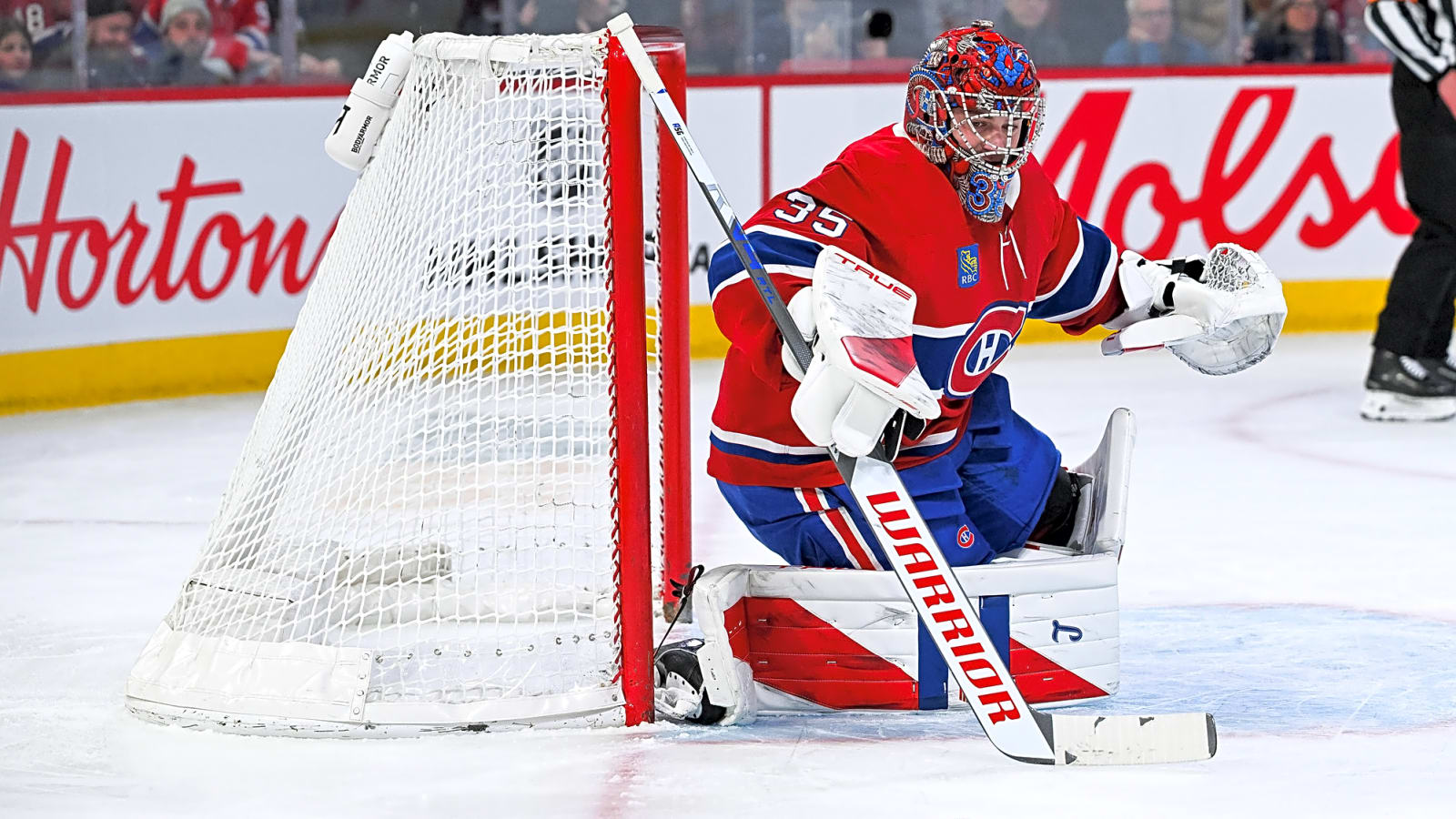 VIDEO: Samuel Montembeault continues to display impeccable conduct