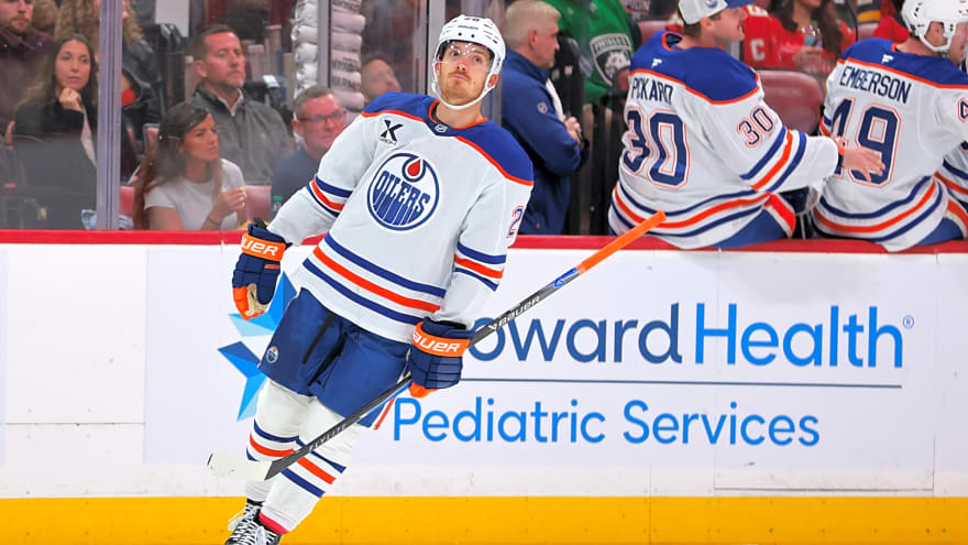 Oilers Activate Jack Roslovic, Reassign Quinn Hutson