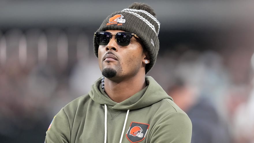 Insider hints if Watson or Sanders is more likely to be with Browns after 2026