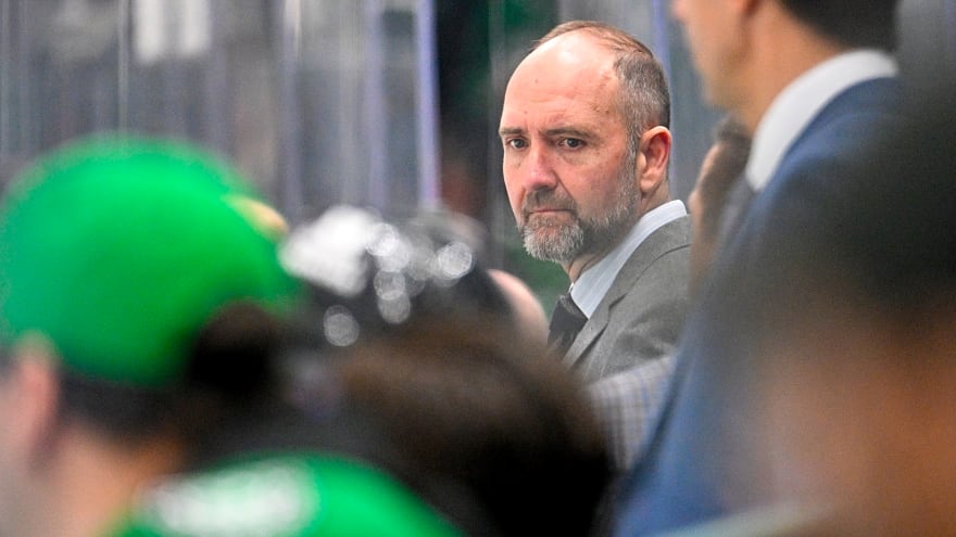 Oilers Pitched to Consider Bringing In Peter DeBoer This Season