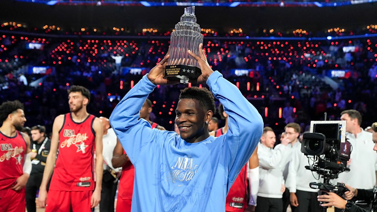 Anthony Edwards gets profane during All-Star Game interview