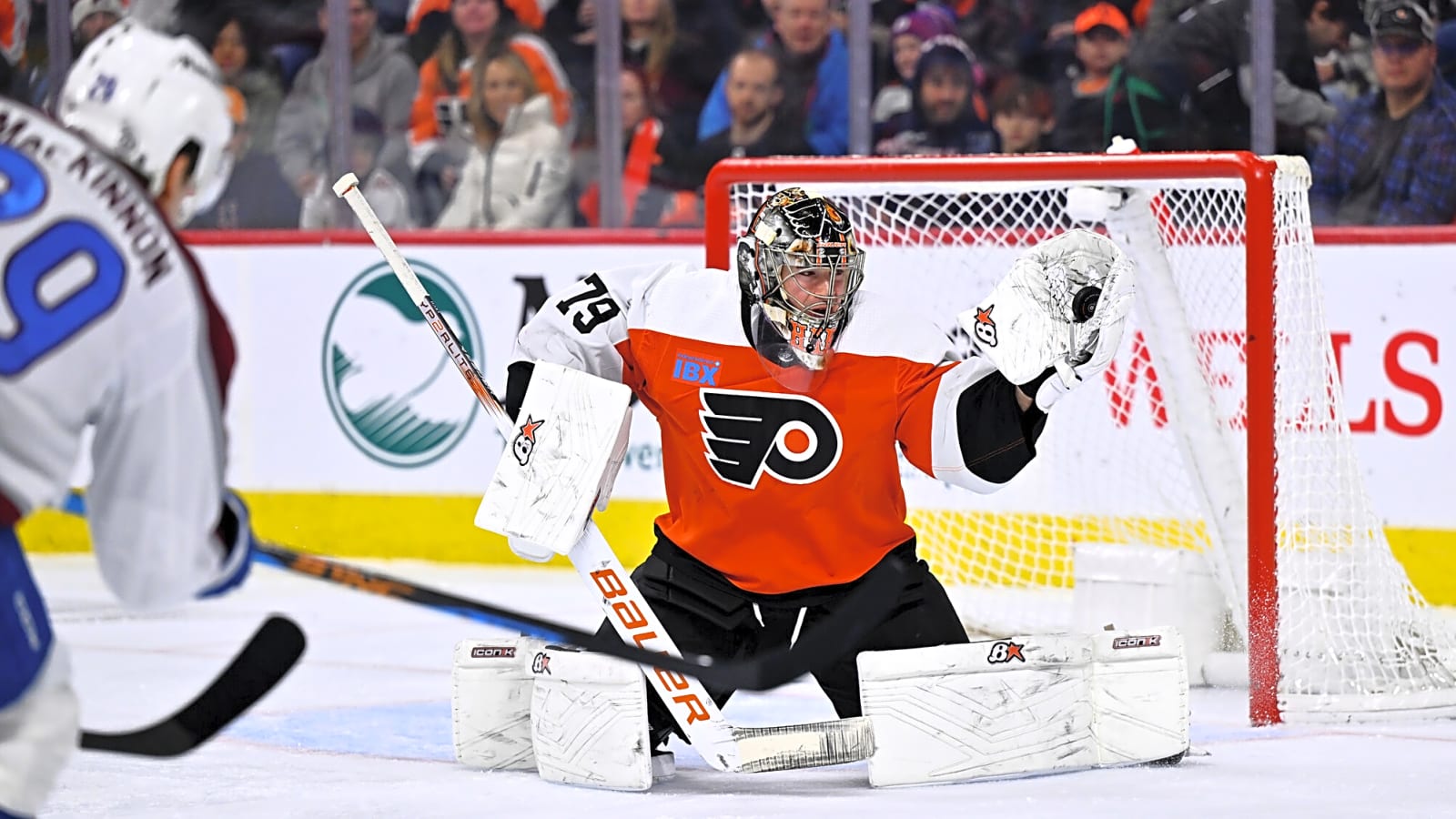 Carter Hart in Edmonton: 'Any rumors about this are completely untrue'