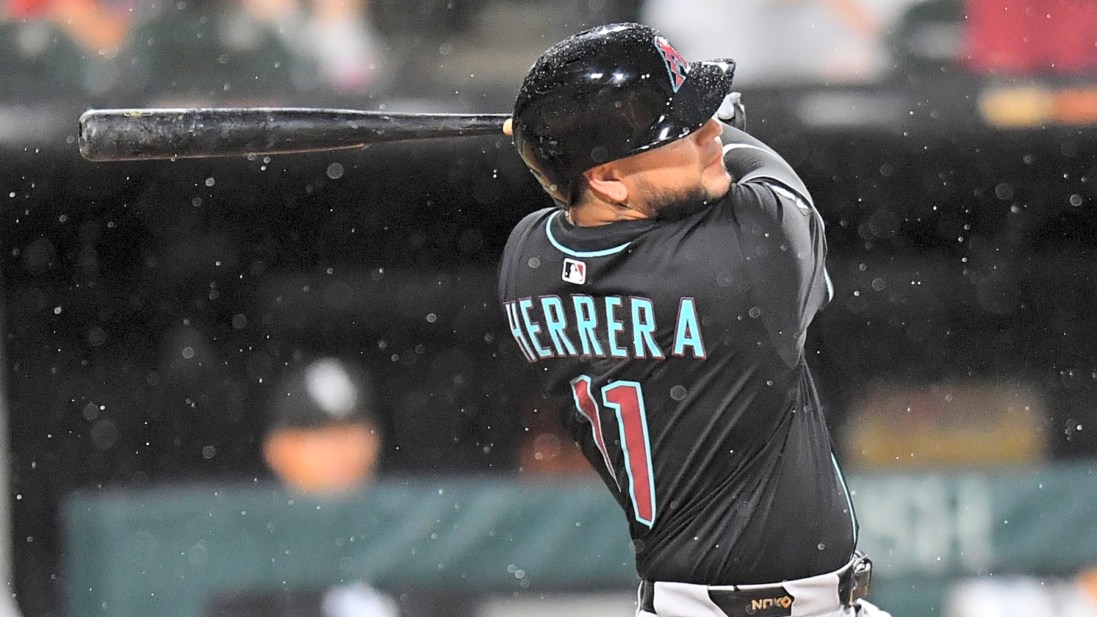 Diamondbacks Avoid Sweep with 5-1 Win Over Angels Behind Herrera’s Key Double